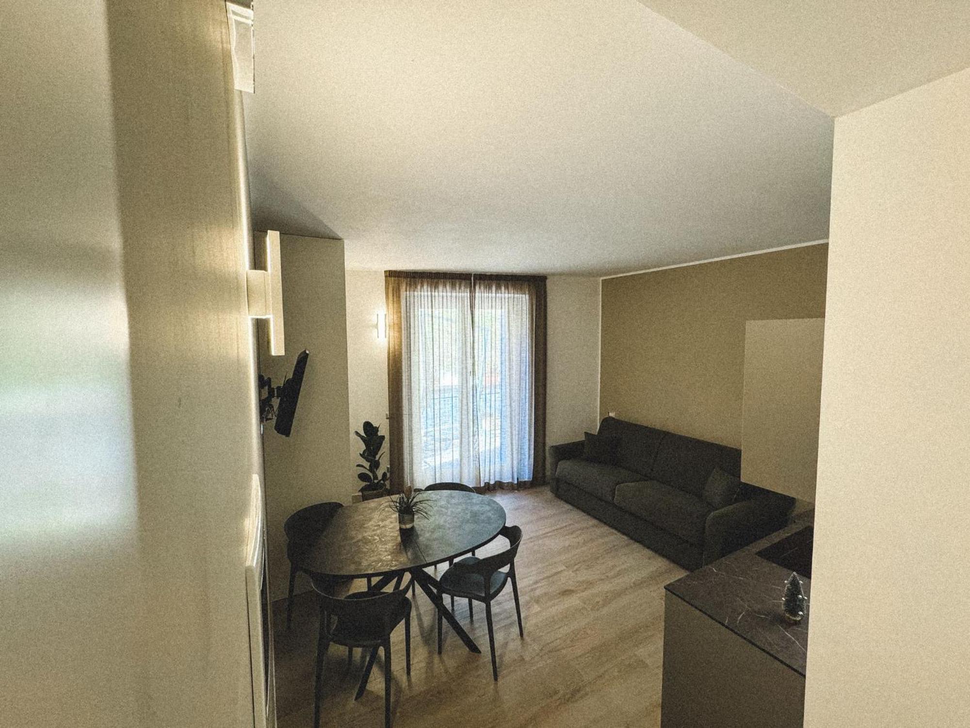 Villacolle Visso Extérieur photo